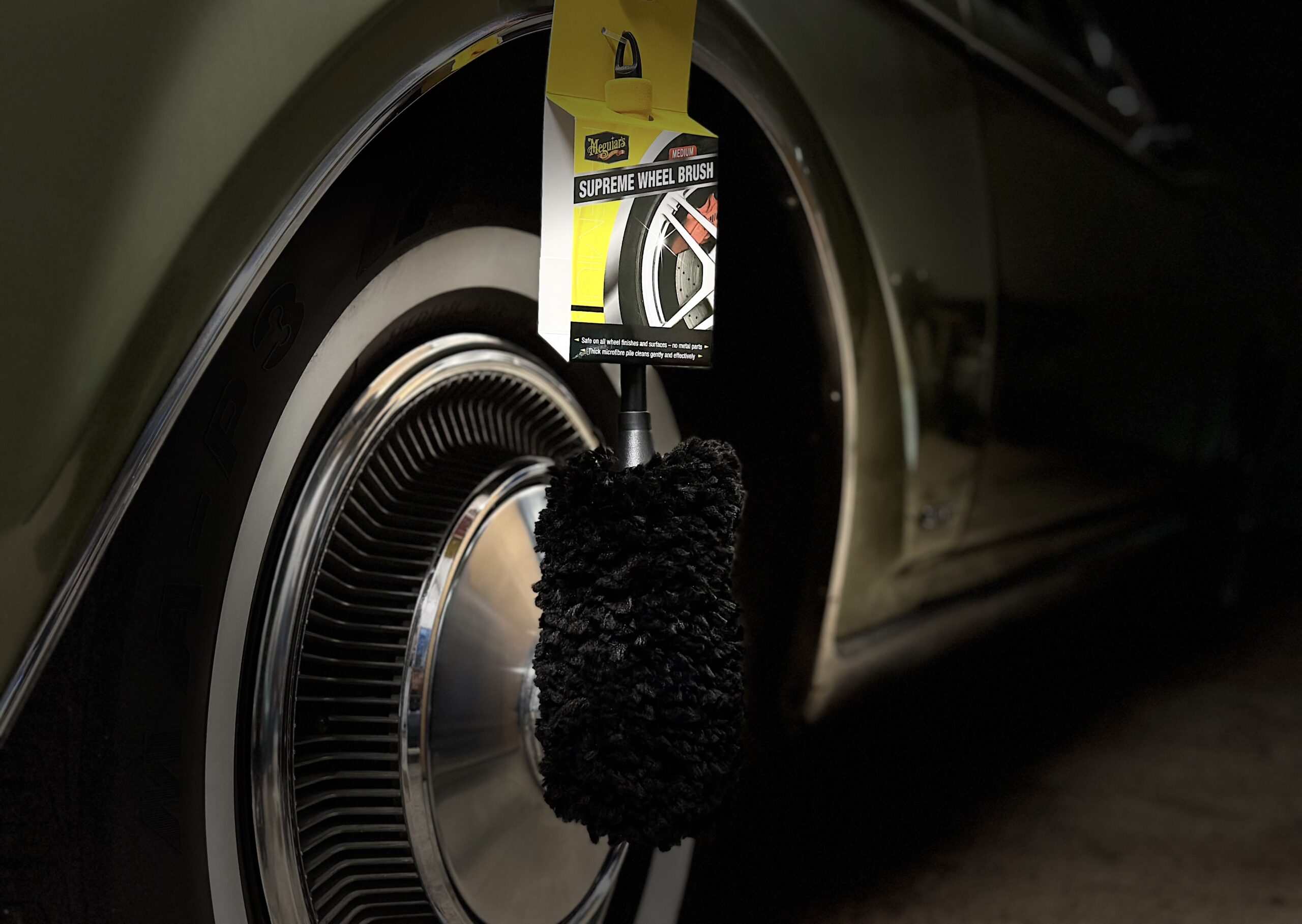 Meguiar's  Supreme Wheel Brush Medium