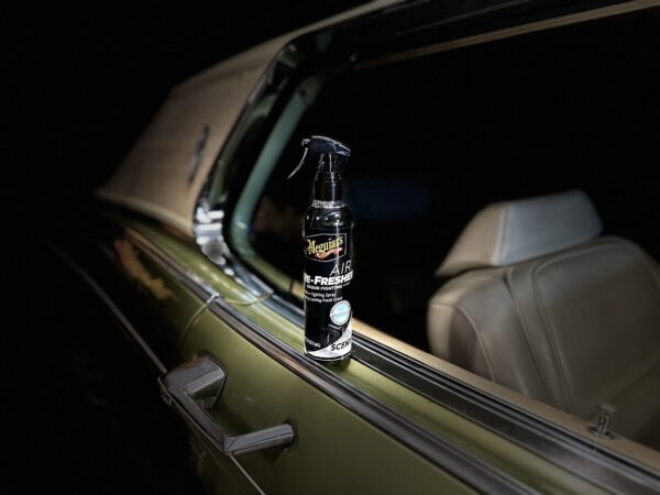 Meguiar's Air Re-Fresher Odor Fighting Spray- Black Chrome